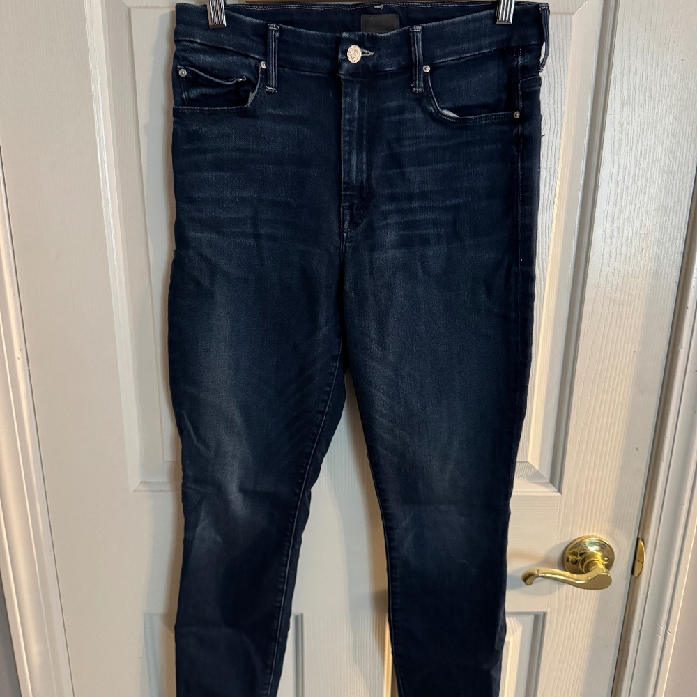 Size 30 Mother Jeans high waisted Looker ankle fray dark denim stretch jeans
